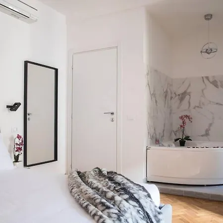 Apartment Pink Intimate Jacuzzi Trastevere Rome
