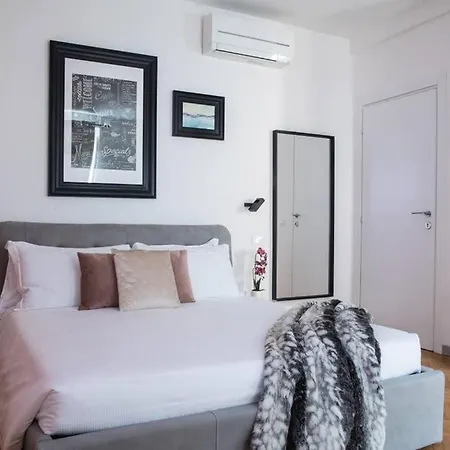 Pink Intimate Jacuzzi Trastevere - Collection Апартаменты Рим